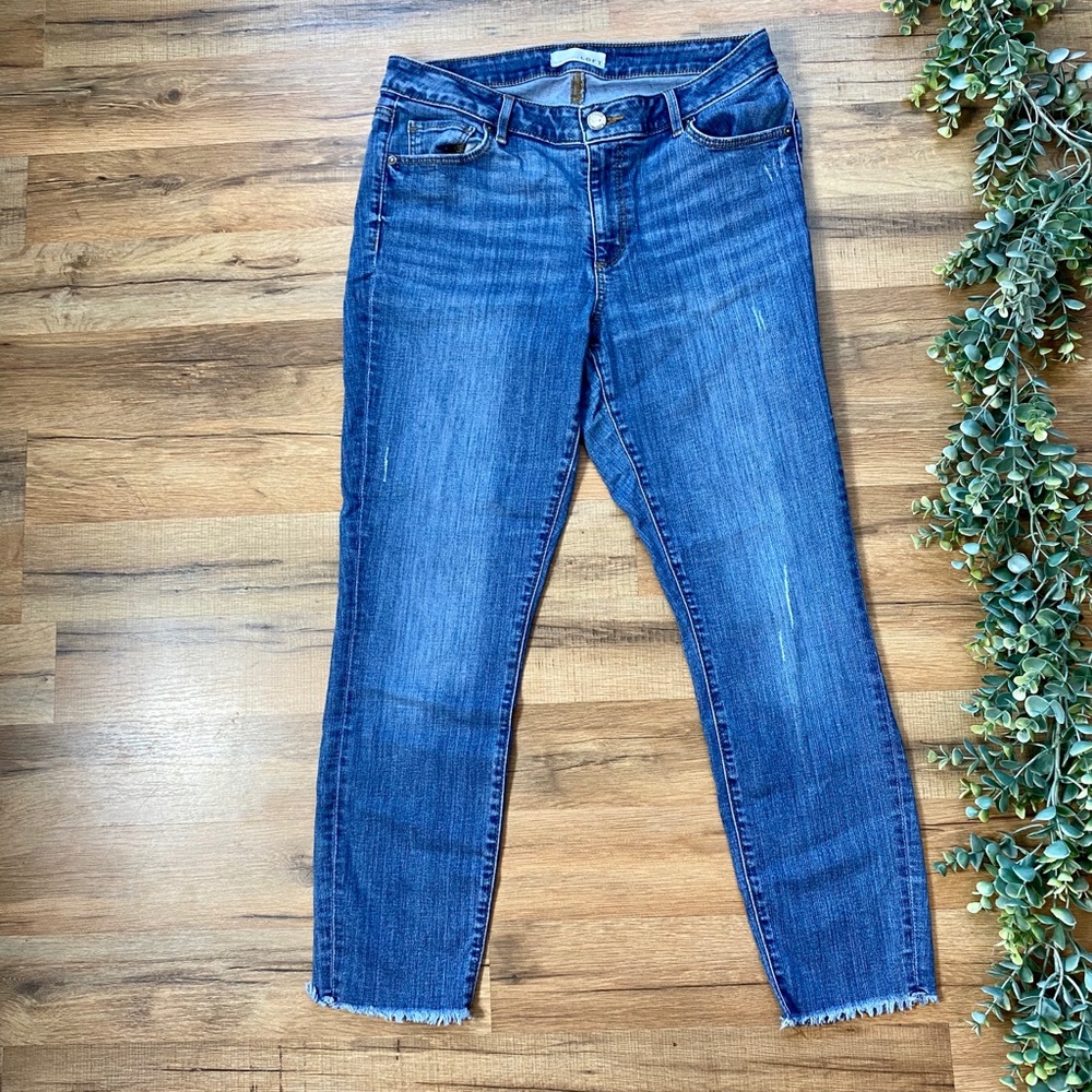 LOFT | Curvy Skinny Hi-Rise Frayed Hem Skinny’s